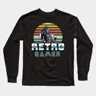 Vintage Retro Gamer Robot Vintage Style PC Sticker Art Long Sleeve T-Shirt